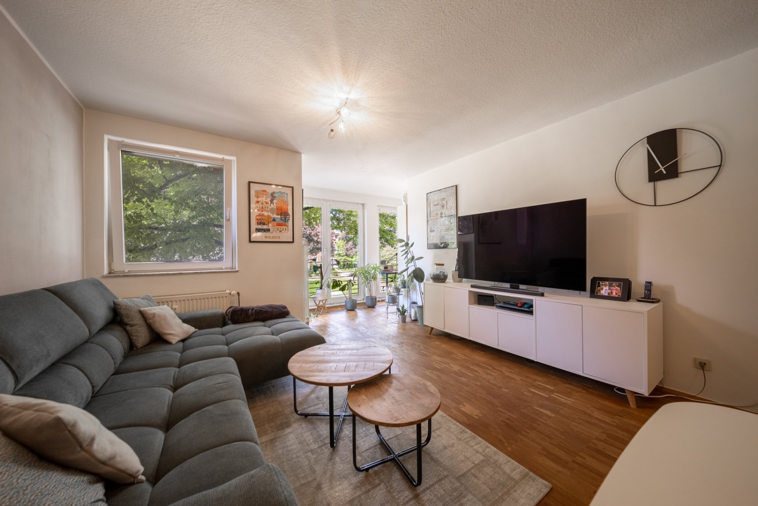 2غرفة شقة في Hamburg-Nord, Germany رقم 281684