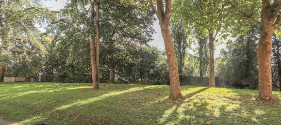 2 bedrooms Apartment in Clamart, France No. 150312 5