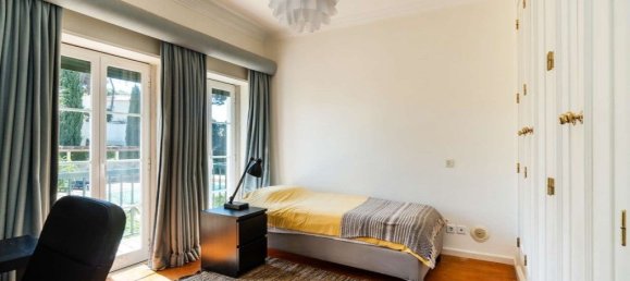 4 bedrooms House in Cascais, Portugal No. 93366 12