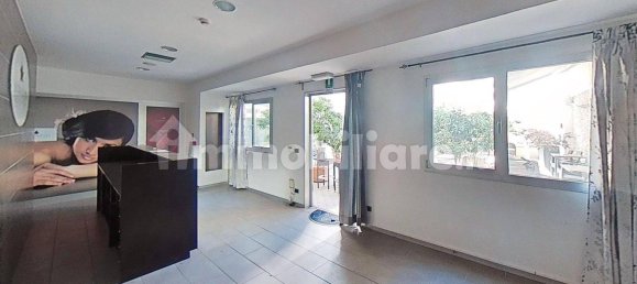 Bureau à Udine, Italy 339m² No. 317476 3