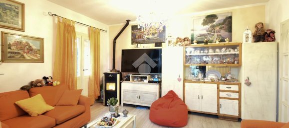 4 rooms House in Meldola, Italy No. 70617 3