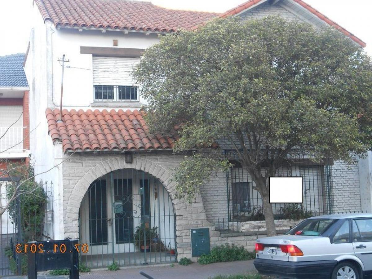 4 bedrooms House in Mar del Plata, Argentina No. 96501