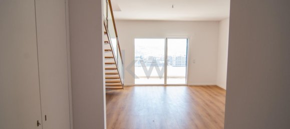 3 bedrooms Duplex in Odivelas, Portugal No. 72679 4