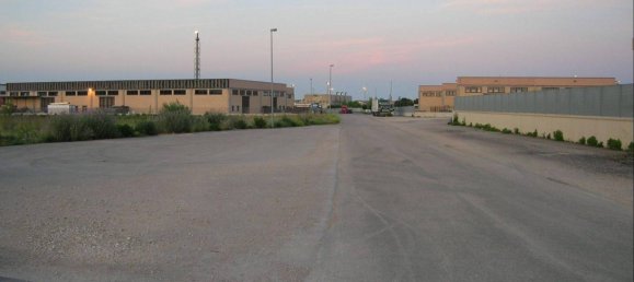  قطعة أرض في Pineto, Italy 7991متر مربع رقم 256393 2