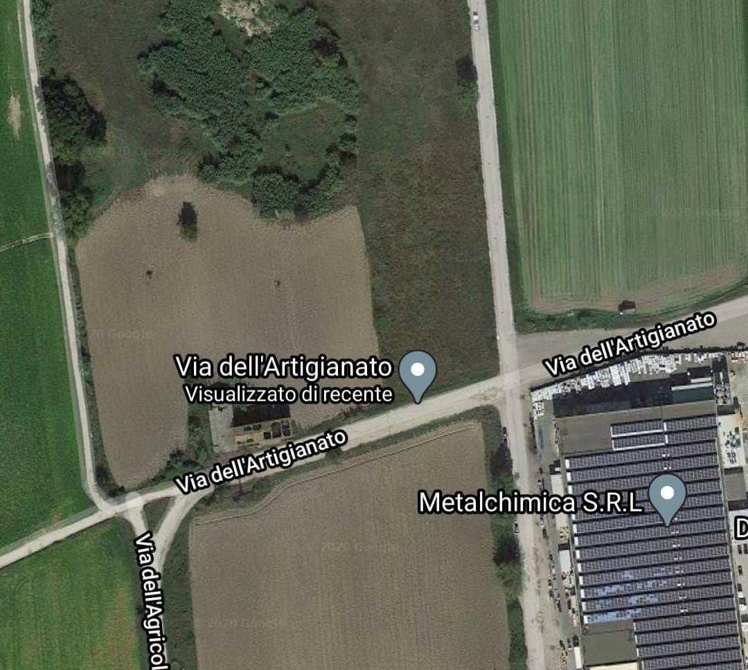  قطعة أرض في Pineto, Italy 7991متر مربع رقم 256393