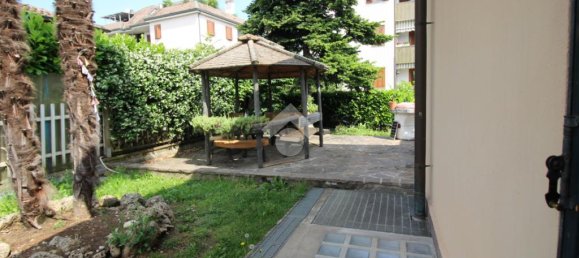 3 Schlafzimmer Villa in Rho, Italy, Nr. 378854 30