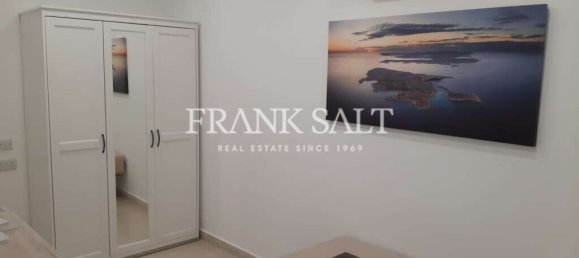 2 bedrooms Penthouse in Victoria, Malta No. 5817 10