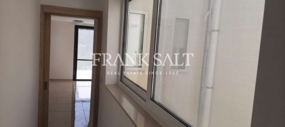 2 bedrooms Penthouse in Victoria, Malta No. 5817 6