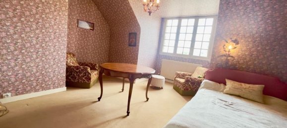 4 bedrooms House in Mayenne, France No. 300717 2