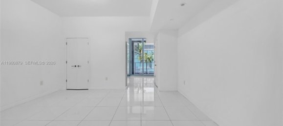 65.22m² Commercial property for sale in Miami, Miami-Dade, Florida, USA № 615531 12