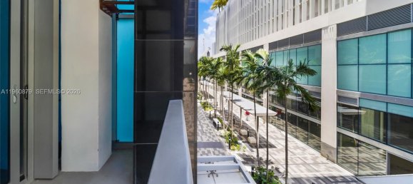 65.22m² Commercial property for sale in Miami, Miami-Dade, Florida, USA № 615531 19