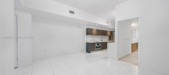 65.22m² Commercial property for sale in Miami, Miami-Dade, Florida, USA № 615531 15