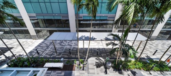 65.22m² Commercial property for sale in Miami, Miami-Dade, Florida, USA № 615531 20