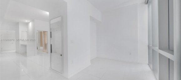 65.22m² Commercial property for sale in Miami, Miami-Dade, Florida, USA № 615531 7