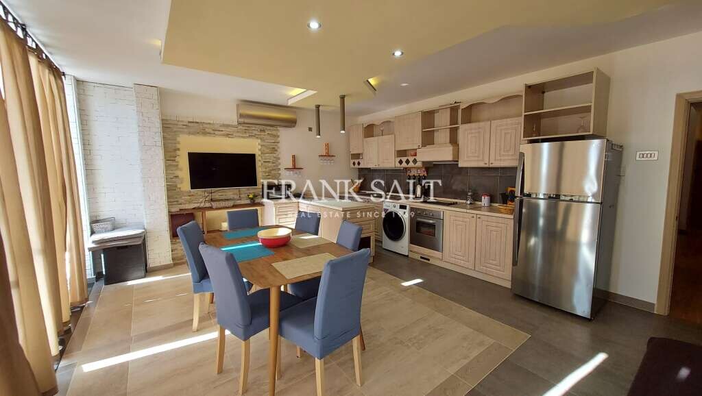 3 bedrooms Penthouse in Saint Paul's Bay, Malta No. 1100