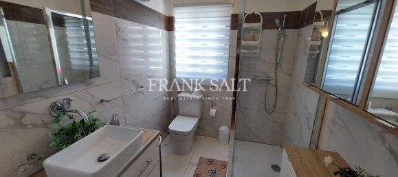 3 bedrooms Penthouse in Saint Paul's Bay, Malta No. 1100 15