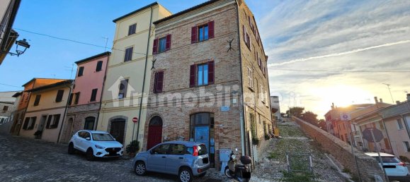 3 Schlafzimmer Haus in Mondolfo, Italy, Nr. 344630 3