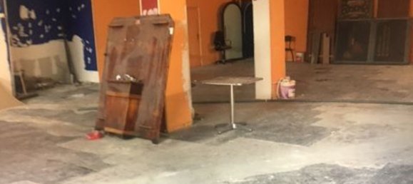 280m² Commercial property in Rome, Italy No. 293253 2