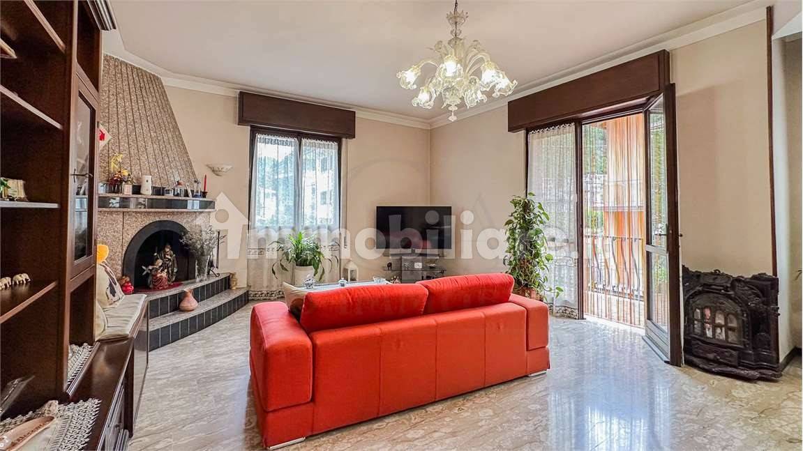 Apartamento T3 em Sarezzo, Italy N.º 264358