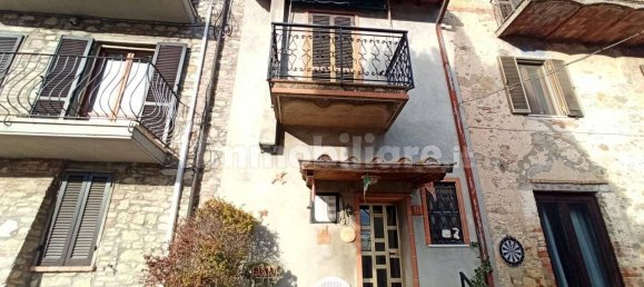 2 Schlafzimmer Haus in Castiglione del Lago, Italy, Nr. 82759 2