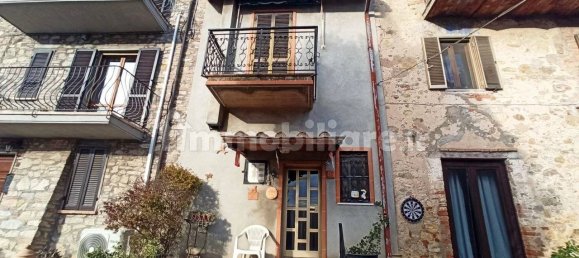2 Schlafzimmer Haus in Castiglione del Lago, Italy, Nr. 82759 4