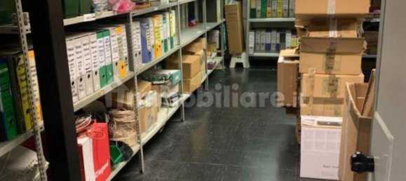 5غرفة مستودع في Genoa, Italy رقم 35793 15