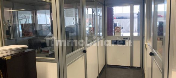 5غرفة مستودع في Genoa, Italy رقم 35793 14