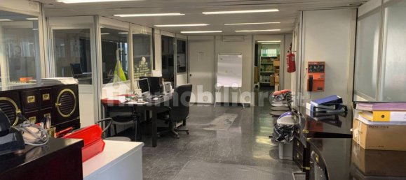 5غرفة مستودع في Genoa, Italy رقم 35793 13