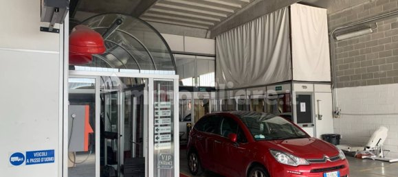 5غرفة مستودع في Genoa, Italy رقم 35793 18