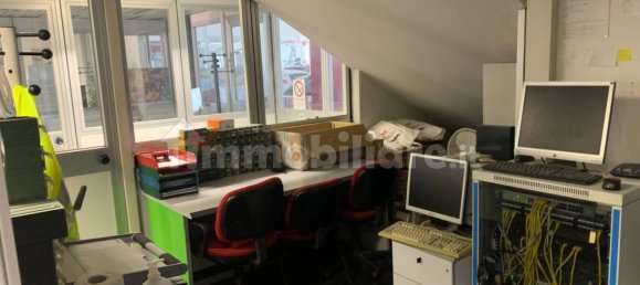 5غرفة مستودع في Genoa, Italy رقم 35793 19