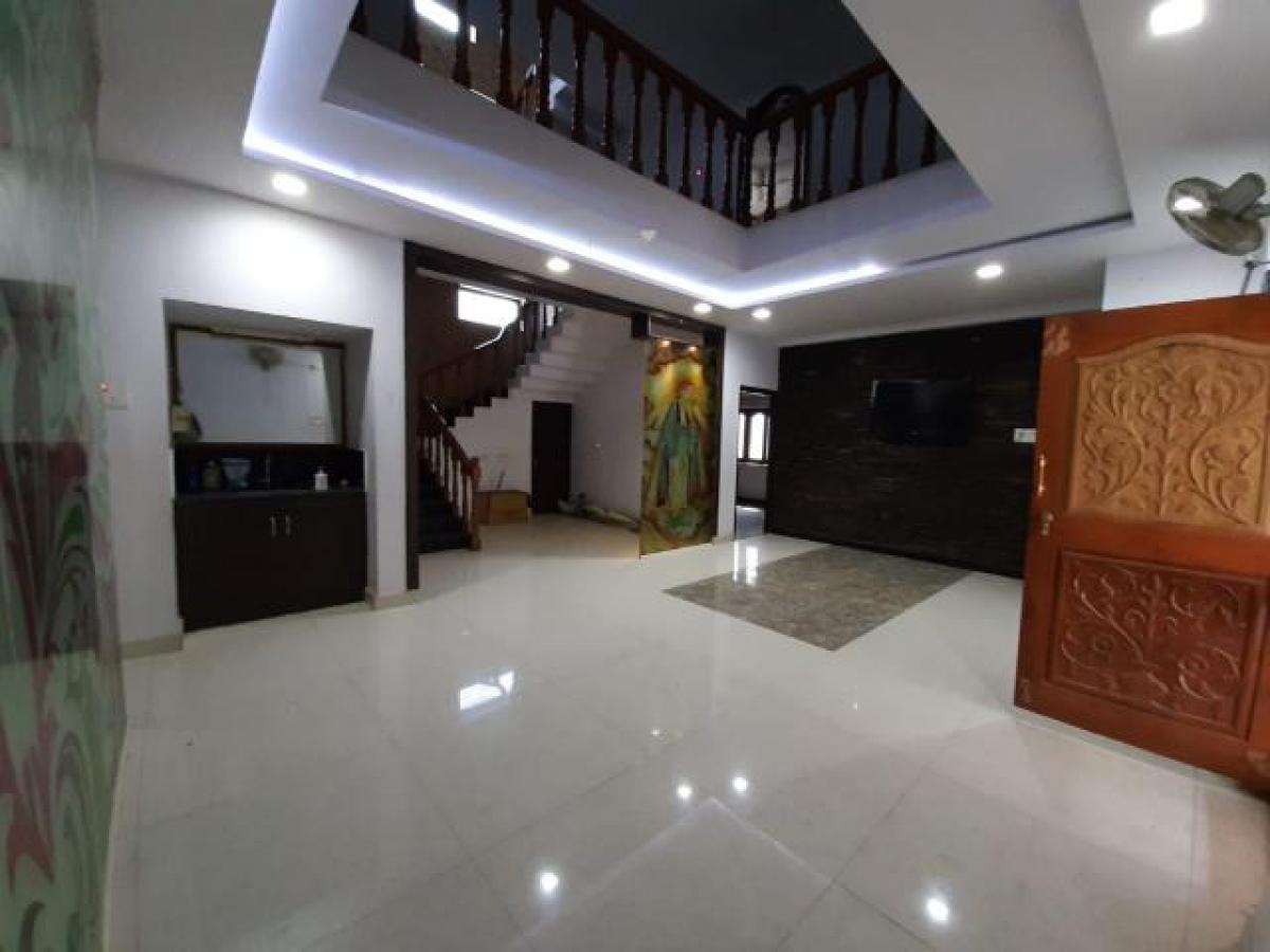 4 bedrooms House in Hyderabad, India No. 12058