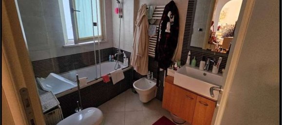 2غرفة شقة في Rome, Italy رقم 30798 4