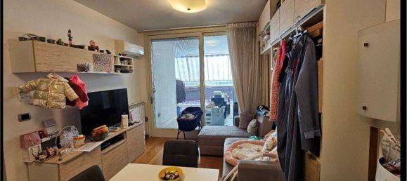 2غرفة شقة في Rome, Italy رقم 30798 16