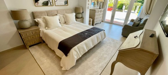 8 Schlafzimmer Villa in Marbella, Spain, Nr. 117819 40