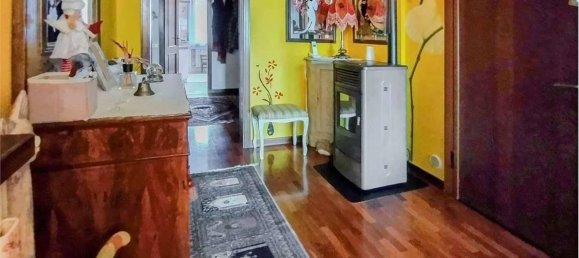 5 rooms Apartment in Valdagno, Italy No. 33742 3