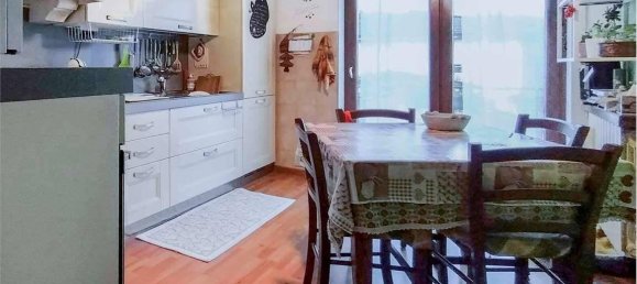 5 rooms Apartment in Valdagno, Italy No. 33742 4