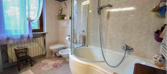 5 rooms Apartment in Valdagno, Italy No. 33742 9