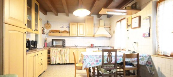 Вилла с 4 спальнями в Сан Микеле аль Тальяменто, Италия № 54715 4