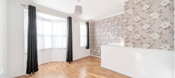 2 bedrooms House in London, United Kingdom No. 7677 10