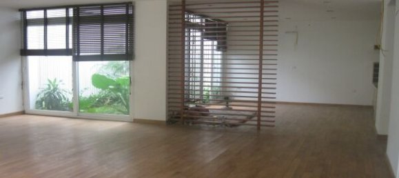 4 Schlafzimmer Haus in Tay Ho, Vietnam, Nr. 2700 6
