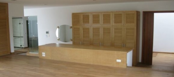 4 Schlafzimmer Haus in Tay Ho, Vietnam, Nr. 2700 10