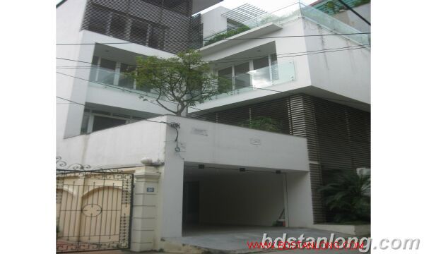 4 Schlafzimmer Haus in Tay Ho, Vietnam, Nr. 2700