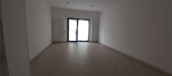 Escritório em Cassano d'Adda, Italy 120 m² N.º 124854 8
