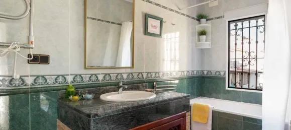 Casa de 5 dormitorios en Alicante, Spain No. 92287 17