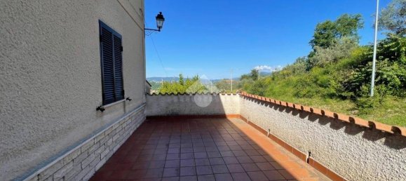 4 bedrooms House in Settefrati, Italy No. 320147 10