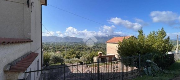 4 bedrooms House in Settefrati, Italy No. 320147 14