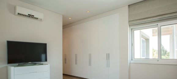 4 Schlafzimmer Villa in Agios Tychonas, Cyprus, Nr. 7702 4