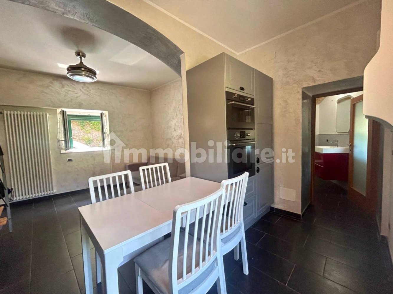 2 Schlafzimmer Wohnung in Savona, Italy, Nr. 354750