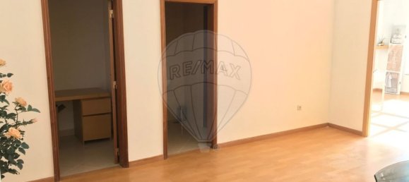 Gewerbliche Immobilie in Casal de Cambra, Portugal 57m², Nr. 90235 5