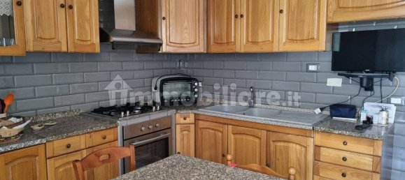 2 chambres Maison à Torrita Tiberina, Italy No. 25762 22